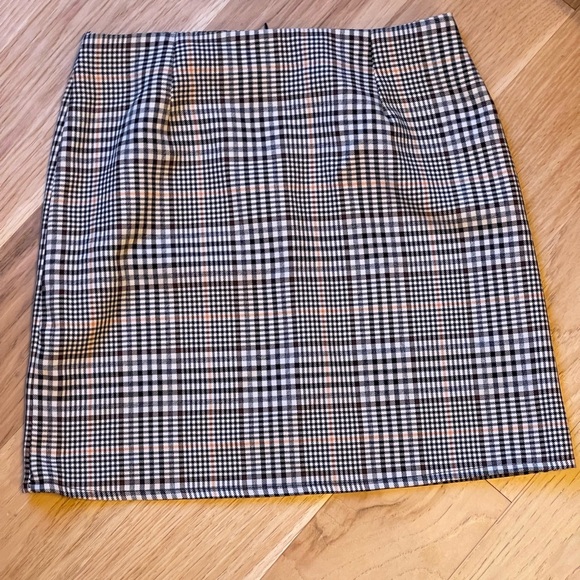 Nasty Gal Dresses & Skirts - Nasty Gal mini plaid academia skirt size 4